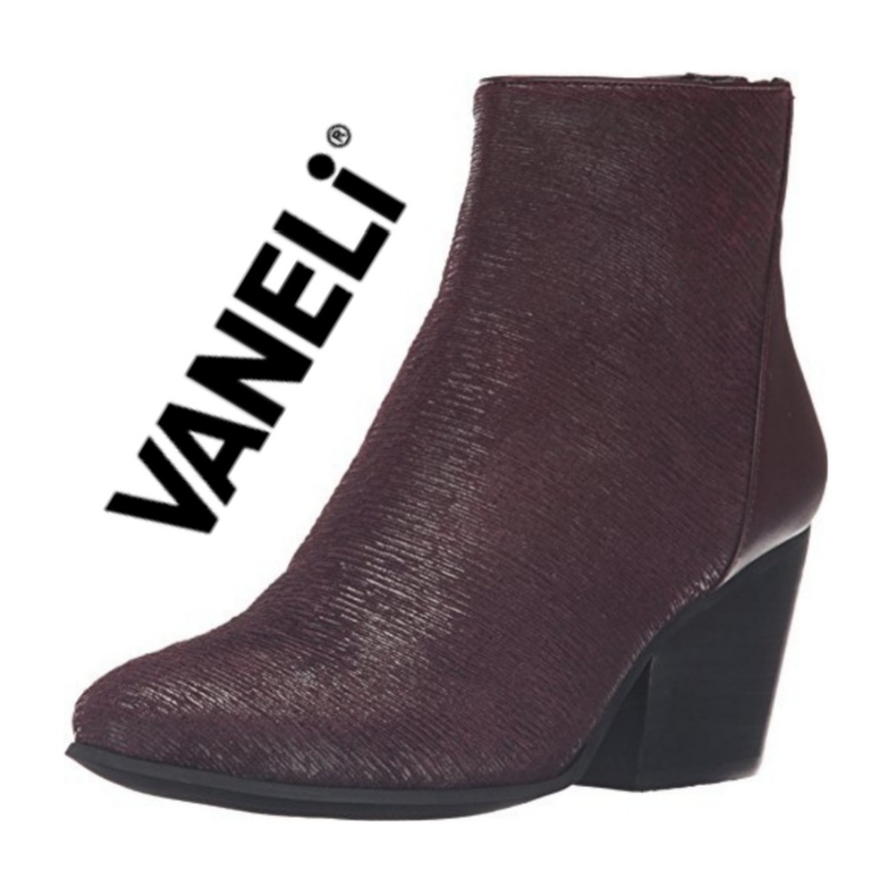 Chic Vaneli Ankle Boots